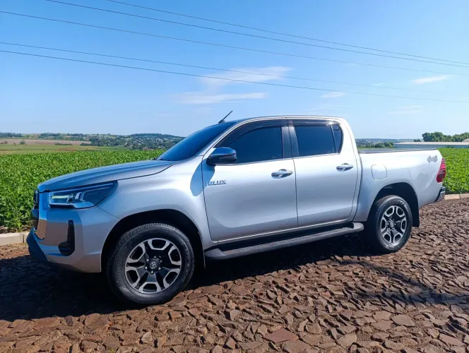 Toyota Hilux CD SRX 4X4 2.8 TDI 16V Diesel Aut. 2021