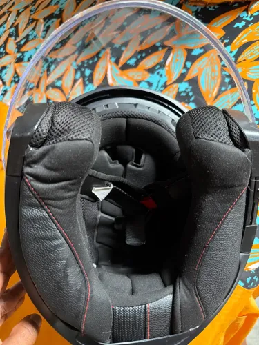 Capacete usado Gici
