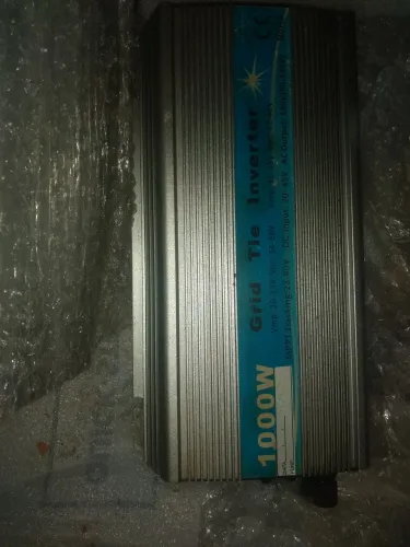 Vendo Inverter de 1000w ,com placa solar de 2mx1,30cm ,mais cabo de 10 m.