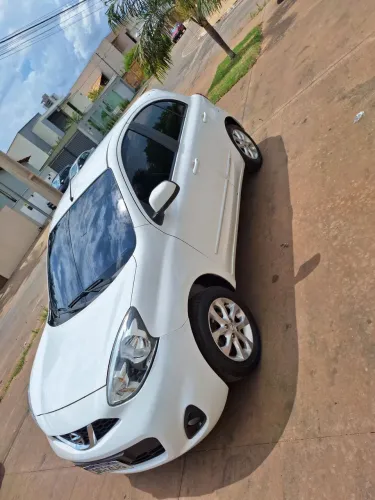 Nissan March SV 1.0 12V Flex 5P 2018