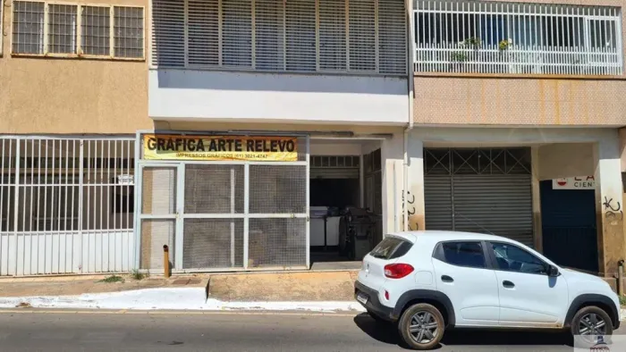 Ótima loja com 42m2