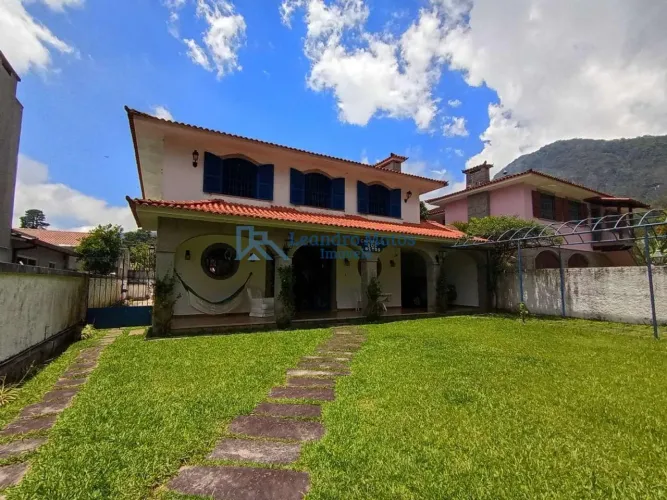 Casa para Venda em Teresópolis, Comary, 4 dormitórios, 2 suítes, 4 banheiros, 1 vaga
