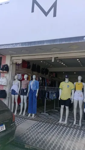 Vendo loja de roupas completa!
