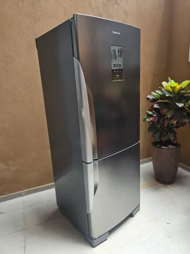GELADEIRA PANASONIC INVERSE