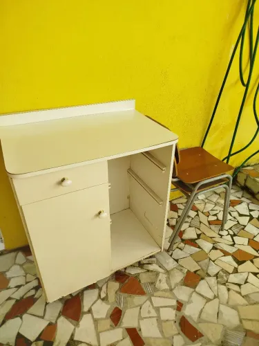 Doação móvel e 2 cadeiras 