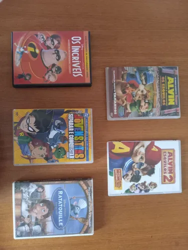 Dvd infantil 5 títulos (6 DVDs um duplo)
