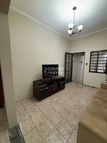 Casa à venda com 3 quartos, 1 vaga, e um salão, 222m² - Ipiranga.