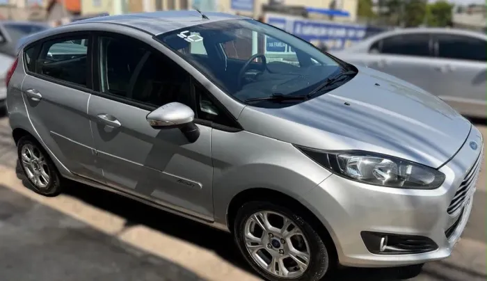 Ford Fiesta 1.6 16V Flex Mec. 5P 2016