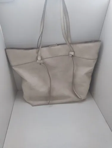 Bolsa em couro offwhite para reparo 