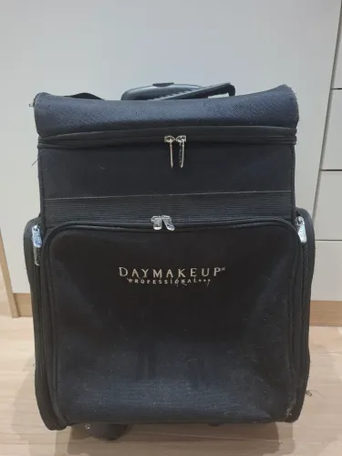 Mala maquiagem Daymakeup profissional