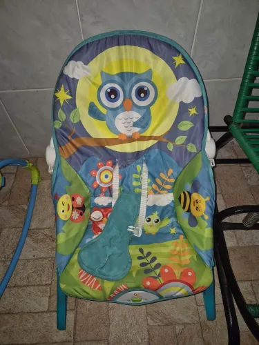 Cadeirinha infantil de balanço