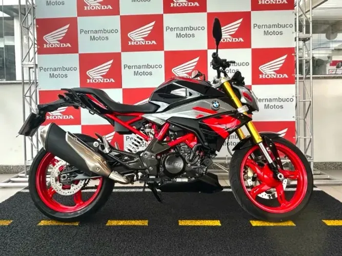 BMW G310 R