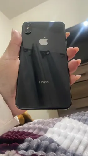 iPhone impecável