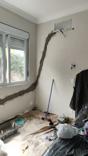 Preciso de pintor faz tudo!!!