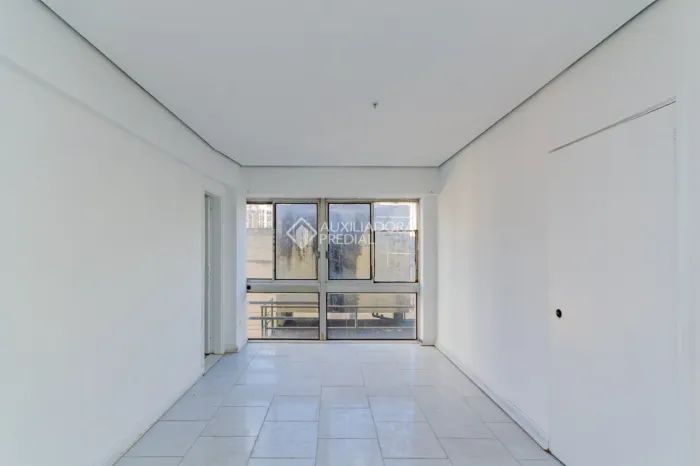 Sala Comercial para Locação no Centro Histórico de Porto Alegre - Edifício Santa Cruz