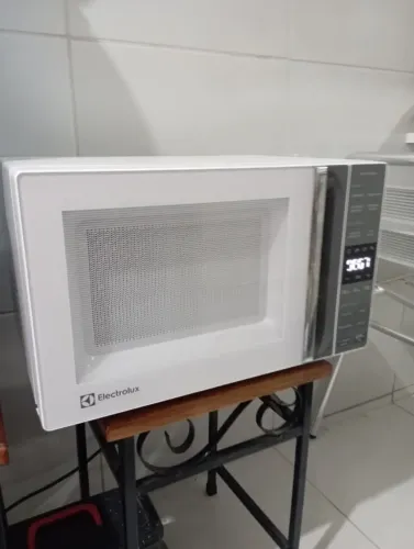 Micro-onda Electrolux 23 litros