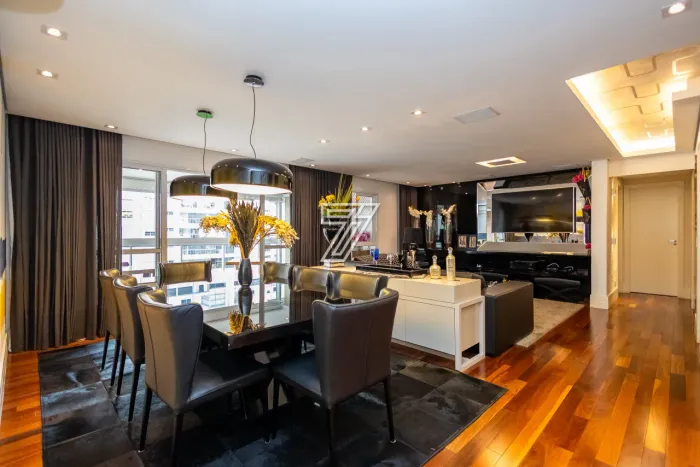 Apartamento Mobiliado à venda 193 m 4 quartos - Água Verde - Curitiba - PR