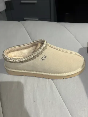 UGG Tasman bege