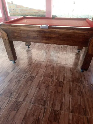 Vendo uma sinuca,com estado de nova