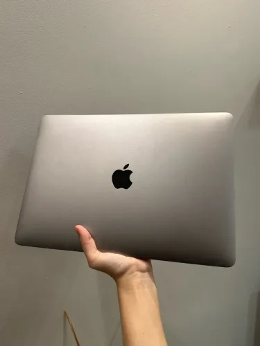 MacBook Pro 13 i5 4 Portas Tipo C + TouchID Lindao