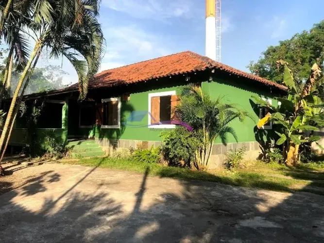 CASA LINEAR RÚSTICA COM 3 QUARTOS EM VARGEM PEQUENA