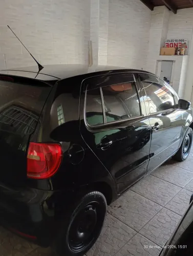 Volkswagen Fox 1.0 MI Total Flex 8V 5P 2012