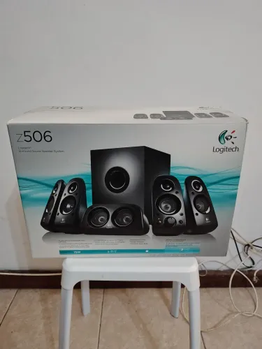 Caixas de Som Logitech Z506