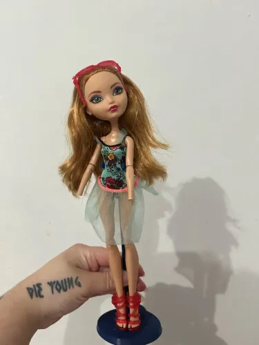 Eah monster high