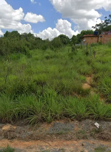 Vendo lote en sete lagoas bairro itapoá 360mts com documento 