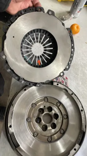 Volante bimassa motores Thp manual 