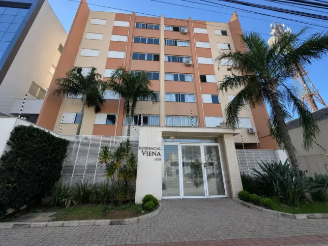 Apartamento Com Cozinha Planejada e Semi Mobiliado na Avenida Maua.
