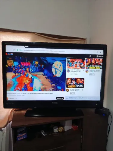 Tv Toshiba 50 polegadas com tv box 