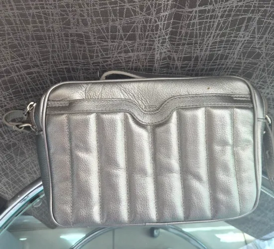 Bolsa Arezzo couro original R$ 80