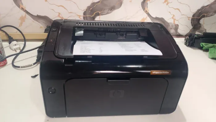 Impressora HP laserjet P1102w
