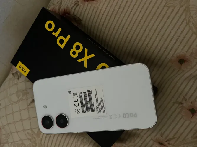 POCO X8 PRO 