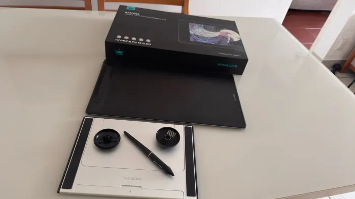 Mesa digitalizadora Kamvas Pro 16 (2.5k) HUION