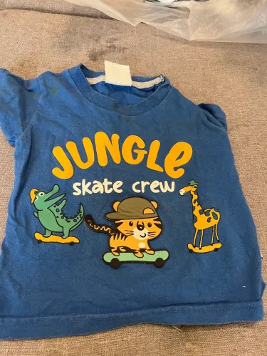 Camiseta para bebês 