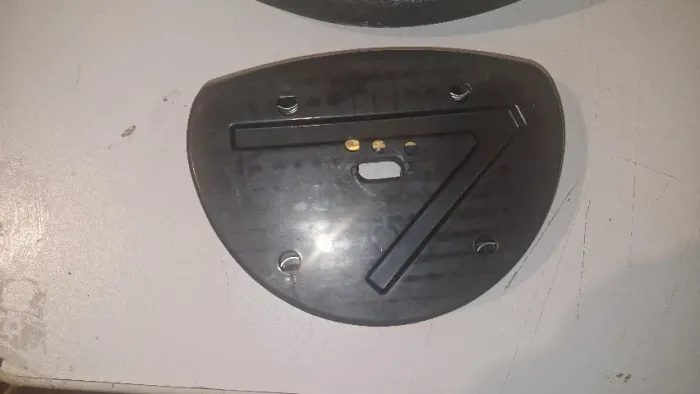 Acionador da Buzina ( miolo do volante sem air bag ) Corsa ou Meriva