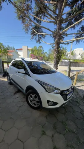 Hyundai HB20X Premium 1.6 Flex 16V Aut. 2015