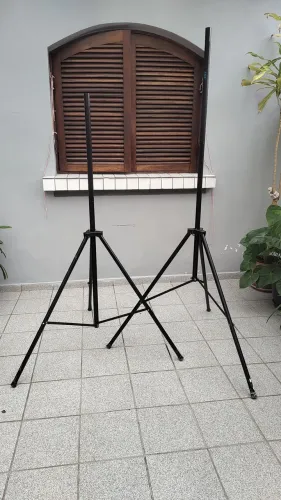 pedestal/tripé para caixa de som da marca ASK, modelo CXM. Até 60 kilos