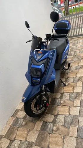 Moto elétrica