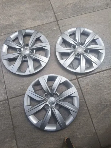 3 calotas originais gol Voyage Saveiro G7 g8 novas