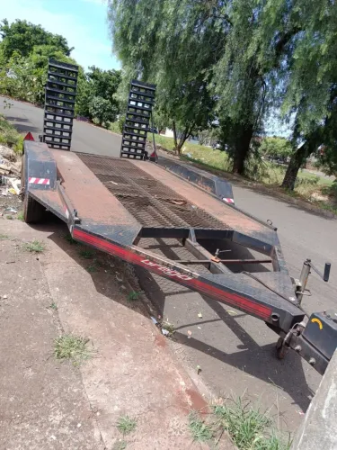 CARRETA REBOQUE ATÉ 3 TONELADAS