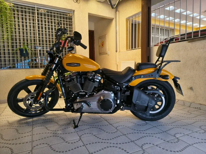Harley Davidson street bob 2025