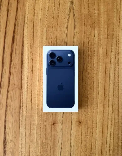 iPhone 17 Pro 256Gb Azul - Novo/Lacrado