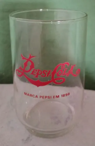 Copos colecionaveis da Pepsi anos 80 