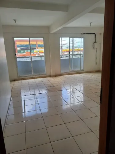 Sala comercial em frente ao Boi de ouro Mário covas