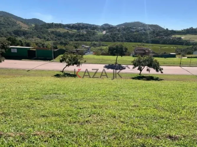 Comprar/vendo: Terreno à venda com 456m² no condomínio de alto padrão Alphaville 1, Jundia