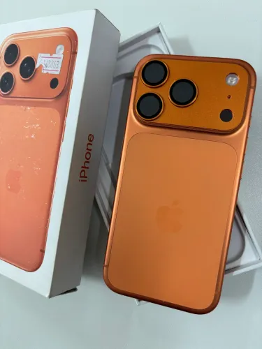 iPhone 17 Pro 256Gb Laranja impecável / Garantia Apple 18/04/2027 / Loja Física 