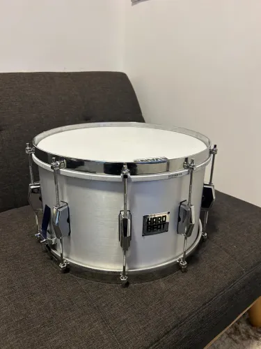 Caixa Hard Beat Groove Aluminium 14x8?